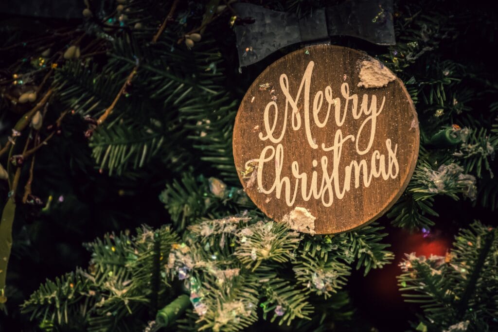 Unique Christmas Decorations to Wow Your Guests