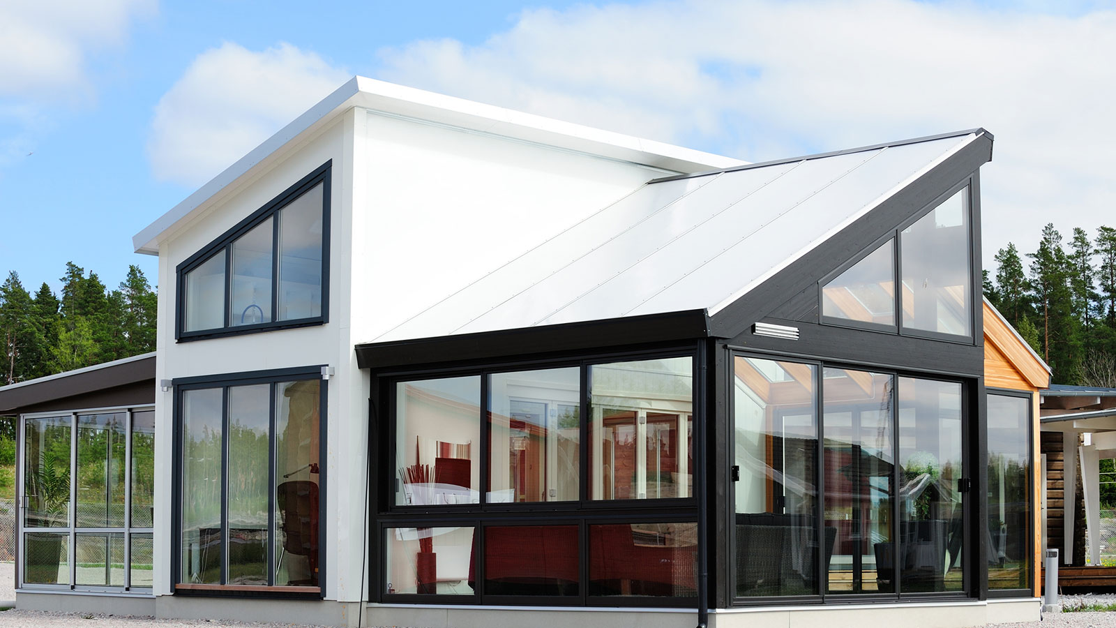 Reflective or Cool Roofing